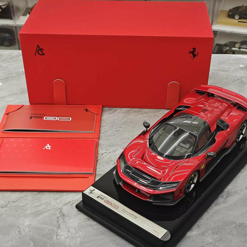 Amalgam 1:18 Ferrari F80 Resin Model Car