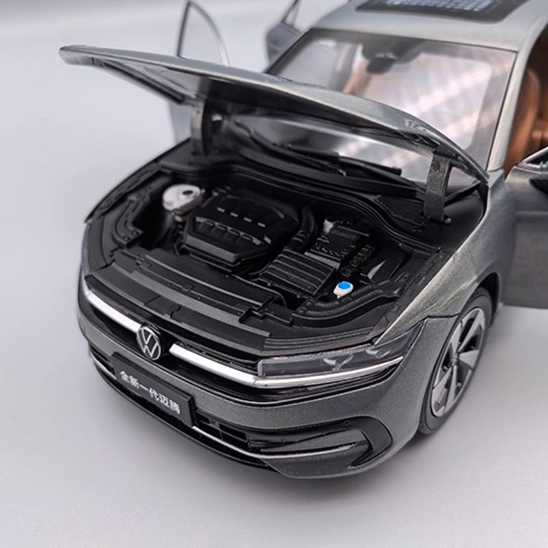 FAW-Volkswagen B9 Magotan 2024 1:18 Alloy Model Car