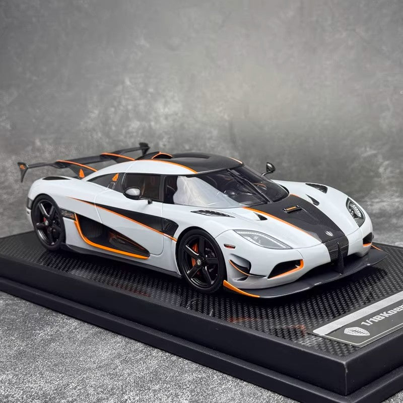 VMB Koenigsegg Agera RS 1:18 Resin Supercar Model
