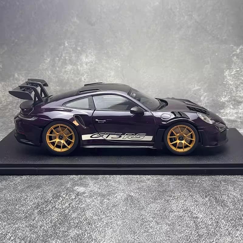 SOLIDO 1:18 Porsche 911 GT3 RS 2024 Diecast Model