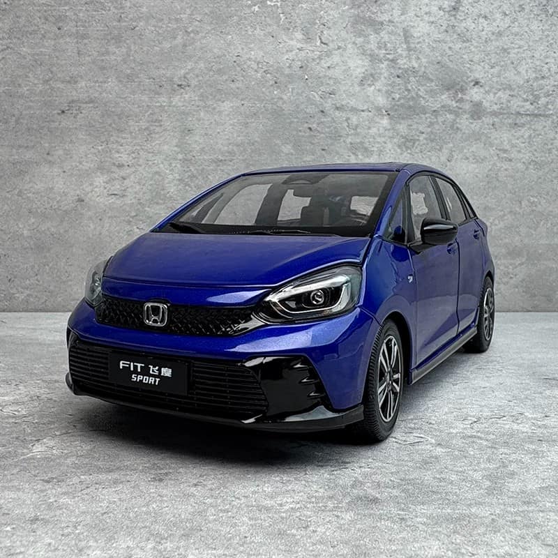 Original Manufacturer 1:18 Honda Fit 2023 (4th Generation) Diecast Model
