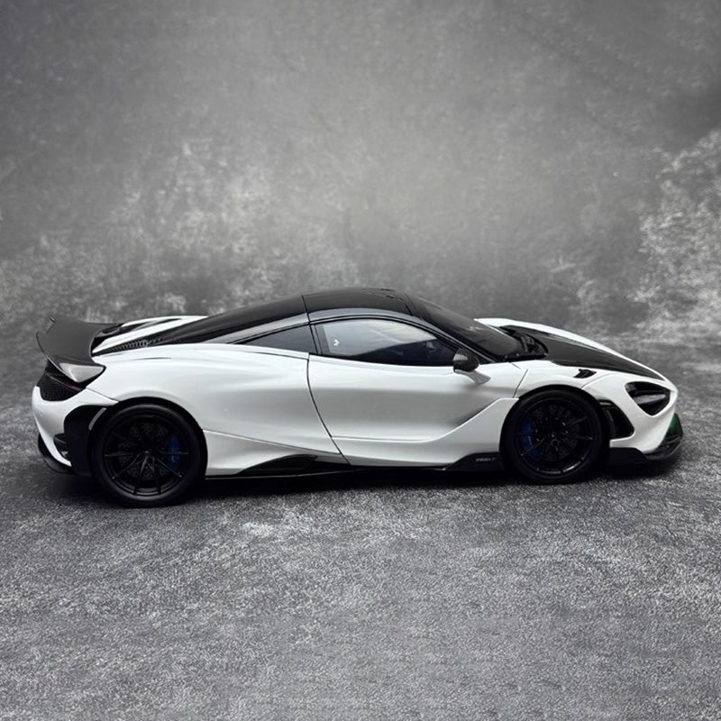 HPD 1:18 McLaren 765LT Diecast Car