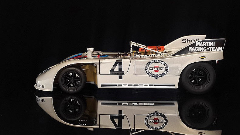 AUTOart 1:18 Porsche 908/03 Diecast Car
