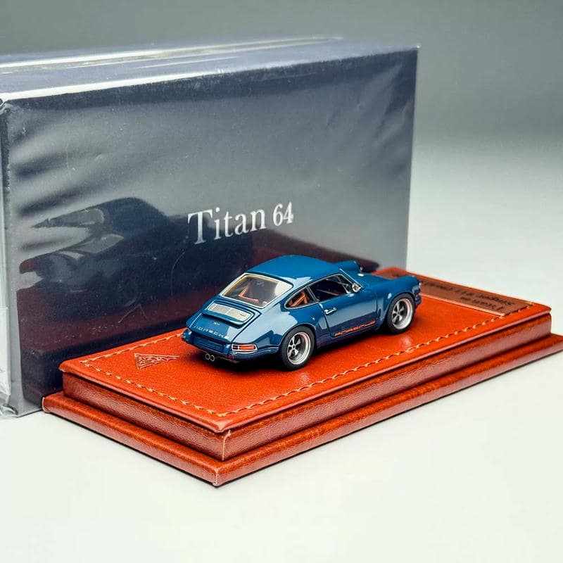 Make Up 1:64 Porsche Singer 911 Coupe Resin Model