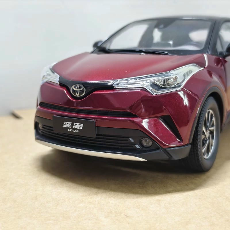 1:18 Toyota IZOA Diecast Opening Model
