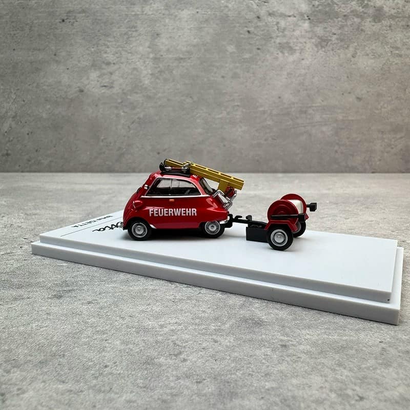 AR Box 1:64 BMW Isetta Fire Truck Set Red Diecast Model