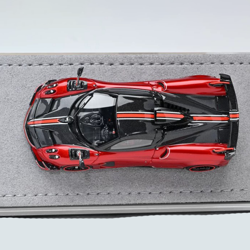 DMH 1:64 Pagani Huayra Roadster Resin Model