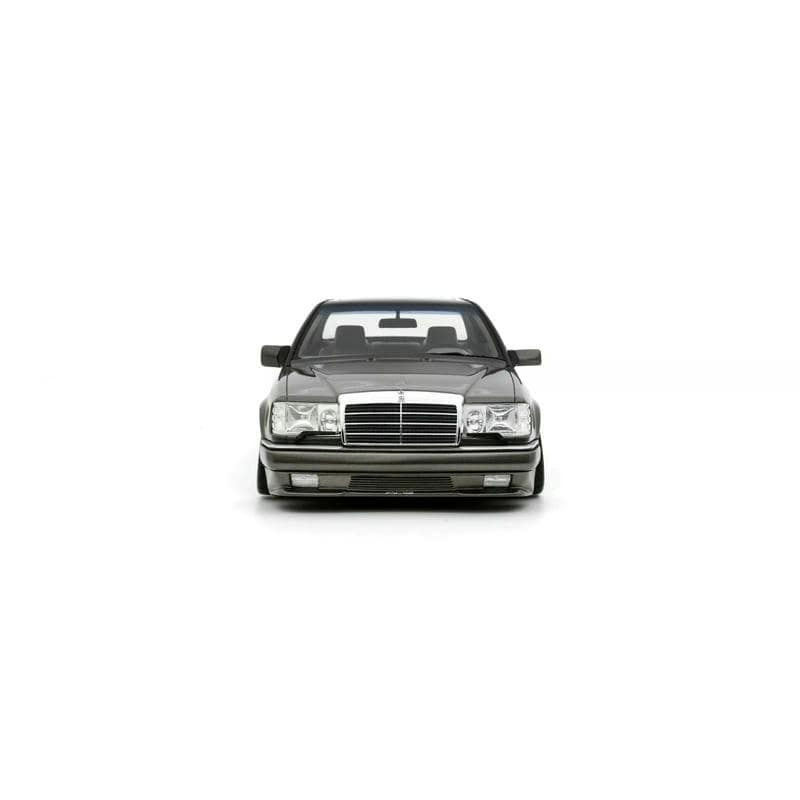 OTTO 1:18 Mercedes-Benz 300CE C124 AMG Stance Resin Model