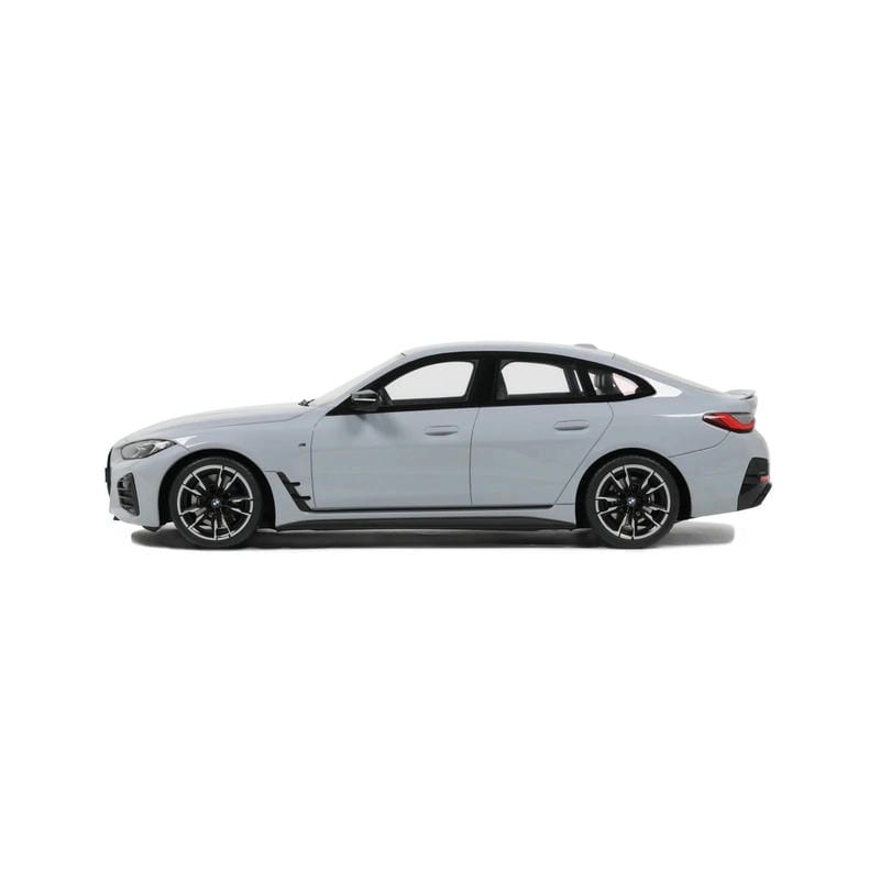 Pre-sale OTTO 1:18 Scale Mercedes-Benz E-Class OT454 Resin Model – Limited Edition of 999 Units, Collector’s Display Car(OT454