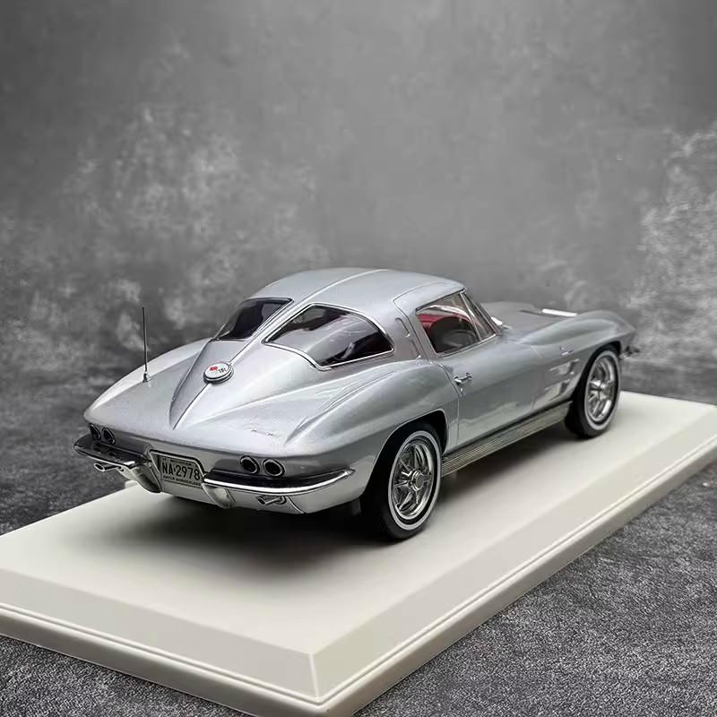 Norev 1:18 Corvette Sting Ray 1963 Diecast Model Car