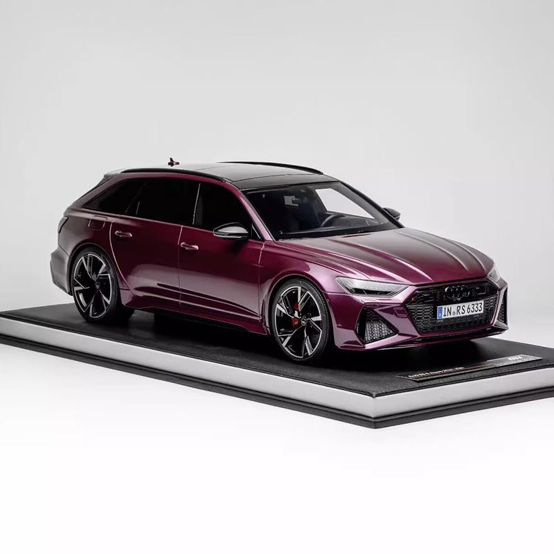 MotorHelix Audi RS6 Avant 2021 (C8) 1:12 Resin Model Car