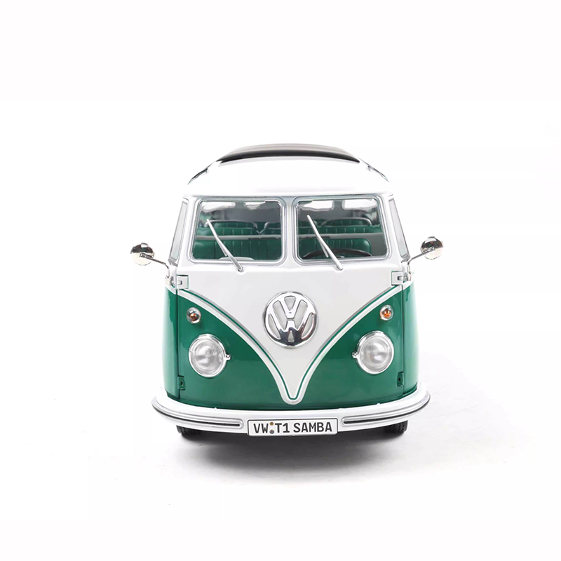 Solido 1:18 Volkswagen T1 Samba Bus 1962 Diecast Model