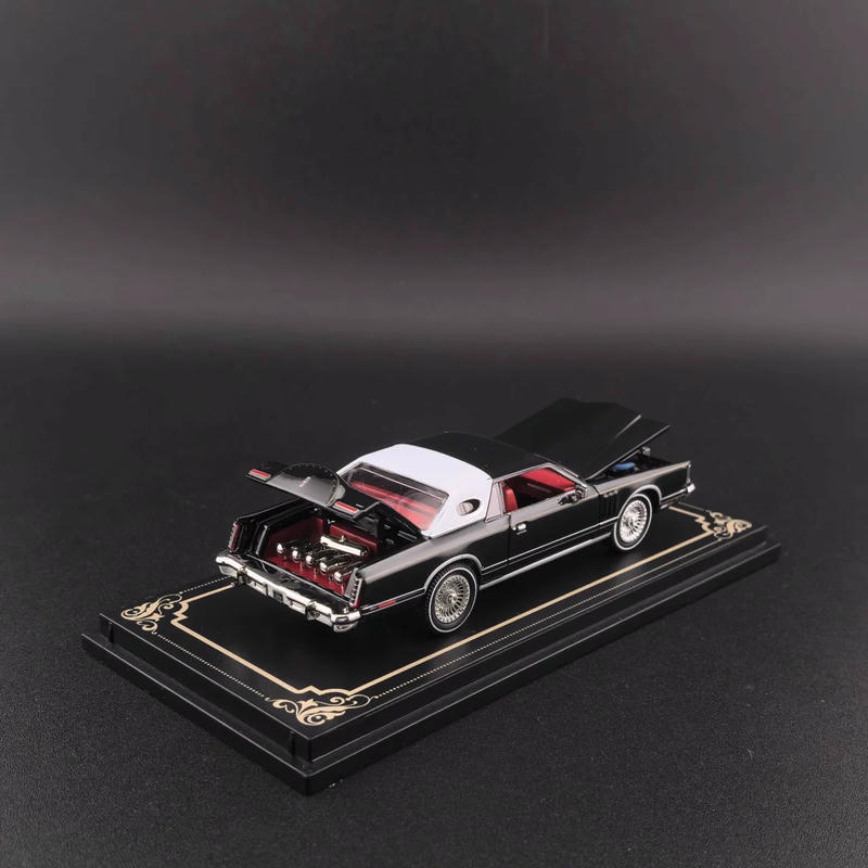 Fine Works 1979 Lincoln Continental Mark V Lowrider 1:64 Diecast Model Car