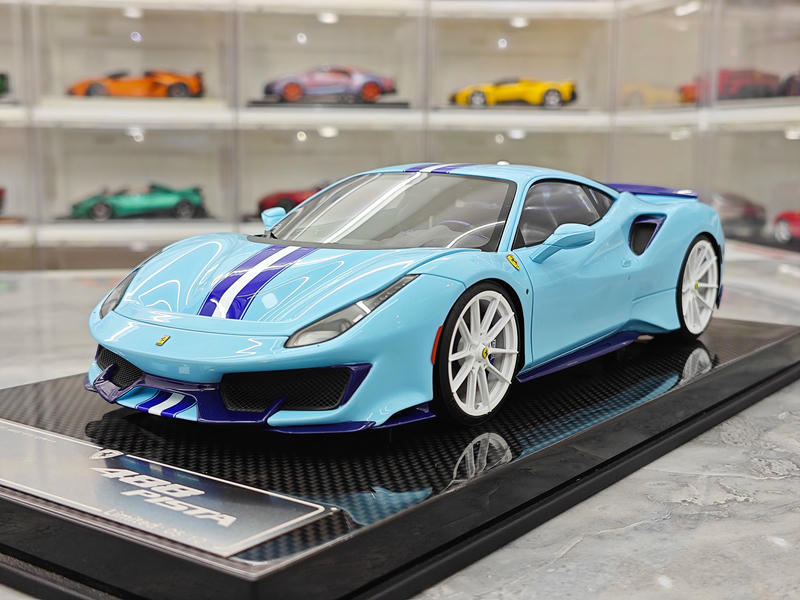 Dino Model 1:18 Ferrari 488 Pista Resin (Fully Open) Model