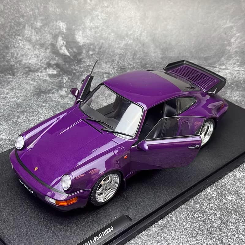 Solido 1:18 Porsche 911 (964) Turbo 1990 Diecast Model-S1803412