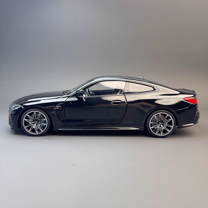 Minichamps 1:18 BMW M4 2024 Diecast Car