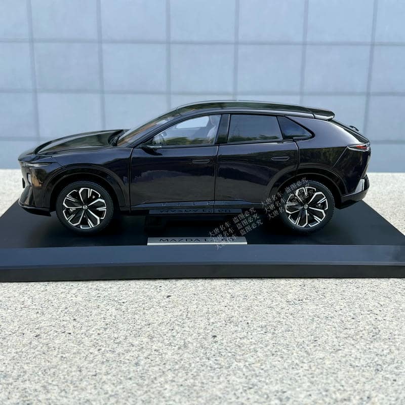 Official 1:18 Mazda EZ-60 Diecast Model Car – Electric SUV New Energy Vehicle Collector