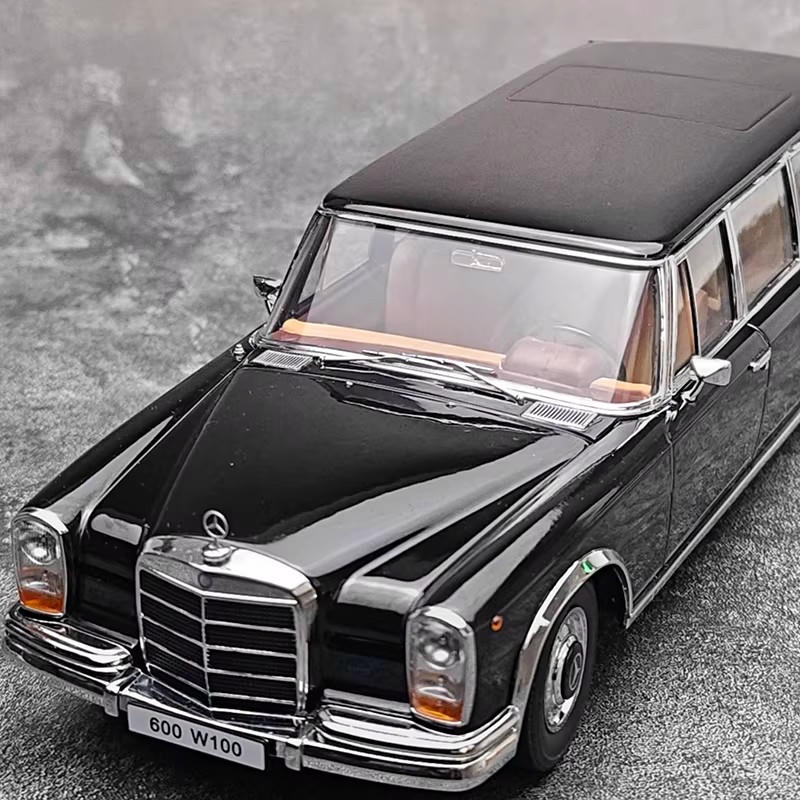 KK Scale Mercedes-Benz 600 Pullman W100 1:18 Diecast Model Car