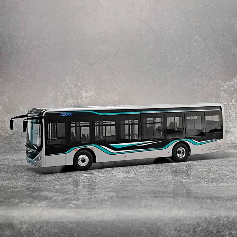 1:42 Higer Azure Bus Alloy Diecast Model with Lights