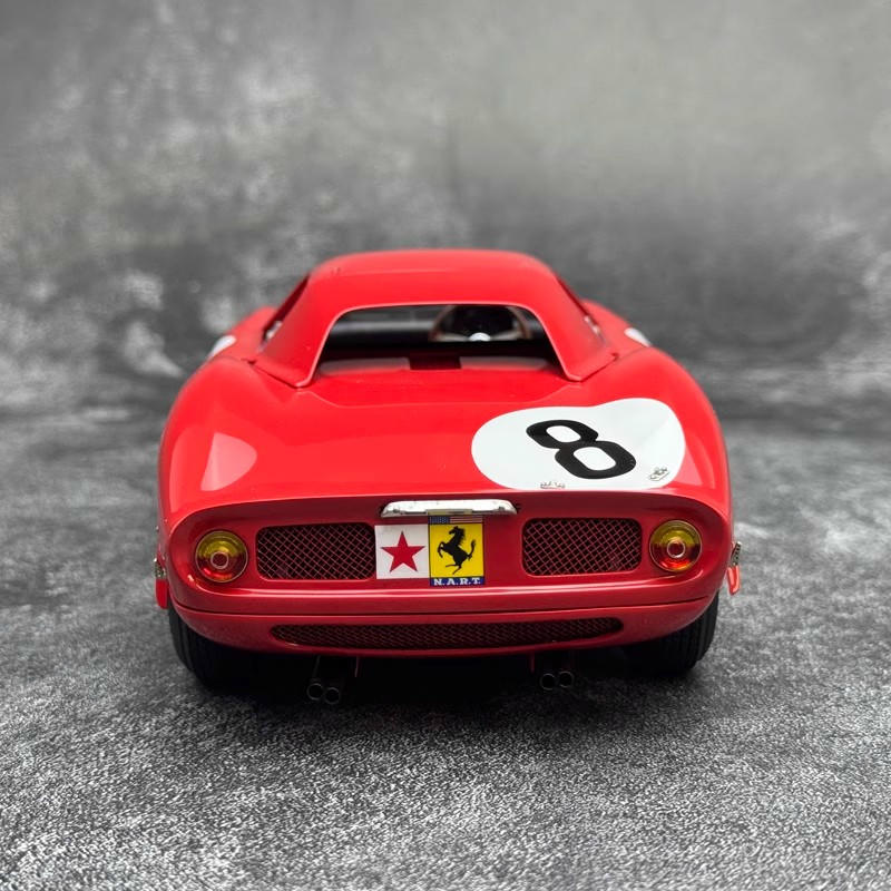 CMC 1:18 Ferrari 250 LM Diecast Model- #8, #26 – YX car model