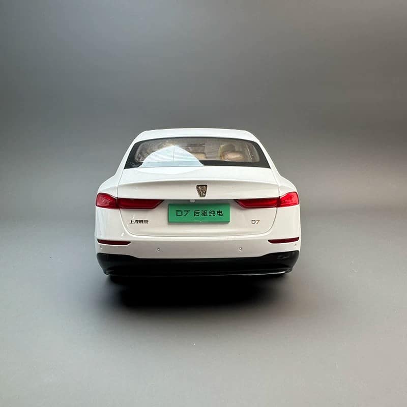 SAIC Roewe D7 EV 1:16 Official Licensed Diecast Model