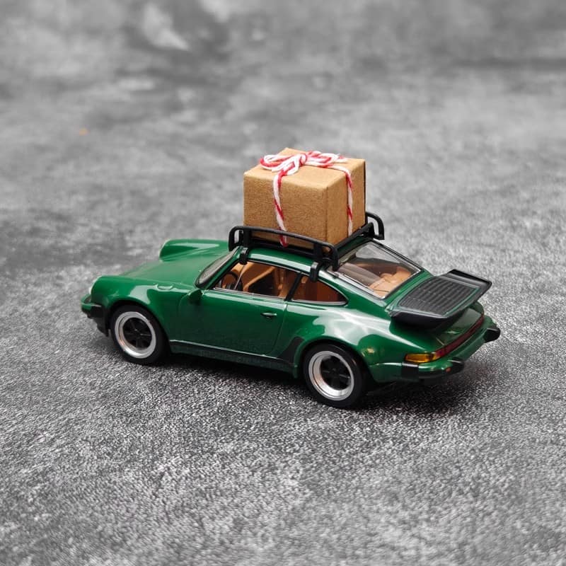 Norev 1:43 Porsche 911 Turbo / Volkswagen Beetle / Renault--Christmas Edition Diecast Model Collection – 