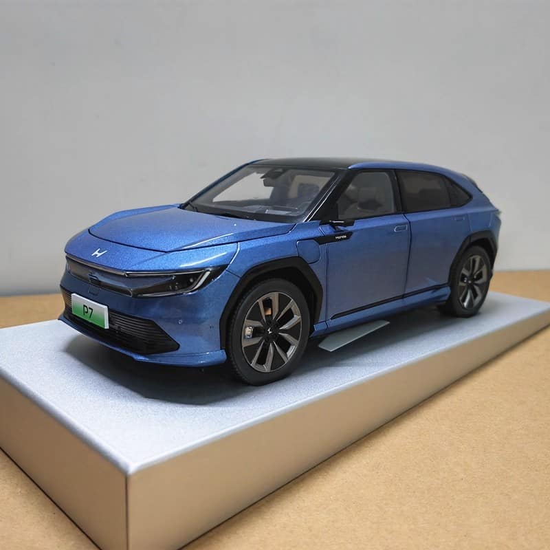 GAC Honda P7 1:18 Diecast Model Car