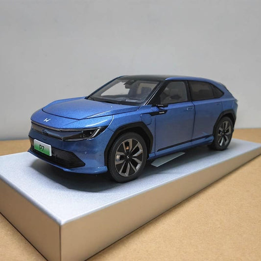 GAC Honda P7 1:18 Diecast Model Car