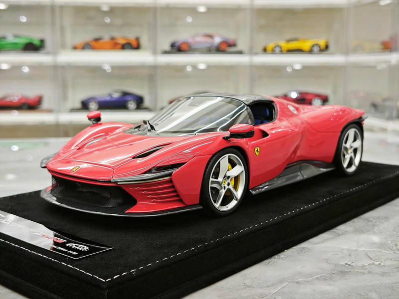 Zigzag Youngster 1:18 Ferrari Daytona SP3 Resin Model