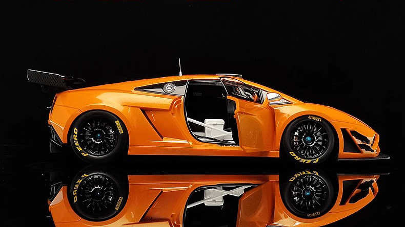 AUTOart Lamborghini Gallardo GT3 FL2 (2013) – 1:18 Scale Mode  (Full Display Version)（81358）（81357）