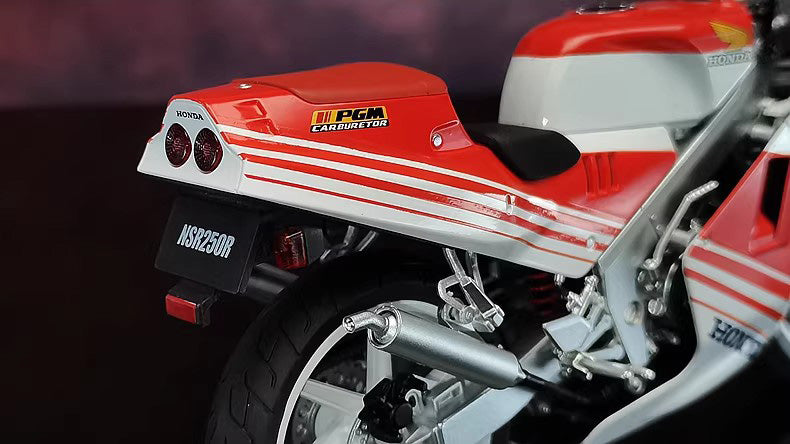 AOSHIMA 1:12 Honda NSR 250R SP R4 Rothmans MC18 Motorcycle Model