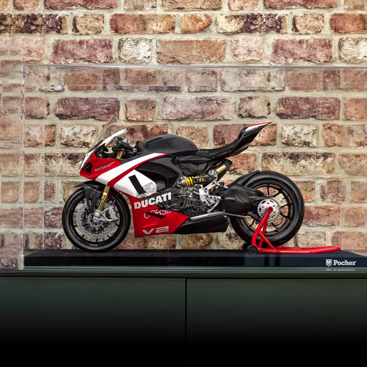 Pocher 1:4 Ducati Panigale V2 Superquadro Final Edition Assembly Model Kit – HK124