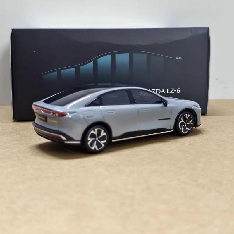 1:43 Mazda EZ6 Alloy Model Car – YX car model
