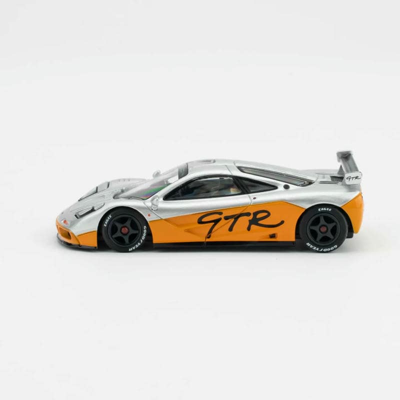 MINI GT 1:64 McLaren F1 GTR 1995 Diecast Model Car #1318 – Alloy Supercar Collectible