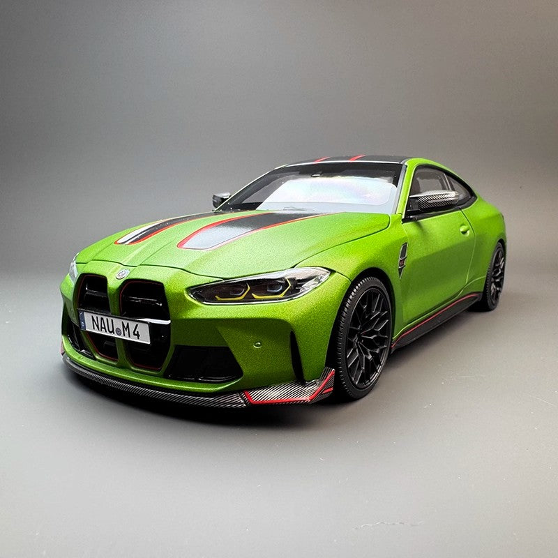 Minichamps 1:18 BMW M4 CSL G82 Diecast Model Car