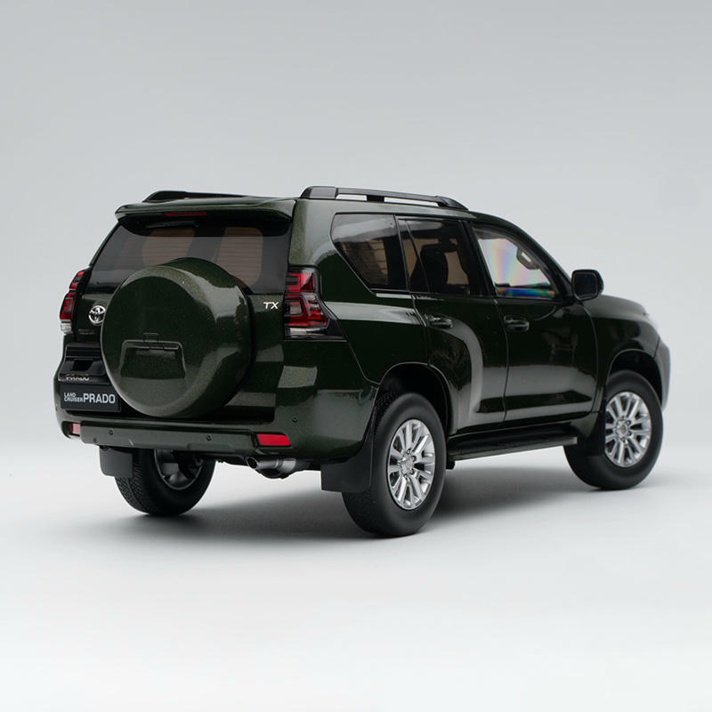 YC Model Toyota Land Cruiser Prado LC150 2018 1:18 Diecast Model Car