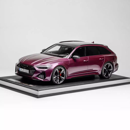 MotorHelix Audi RS6 Avant 2021 (C8) 1:12 Resin Model Car