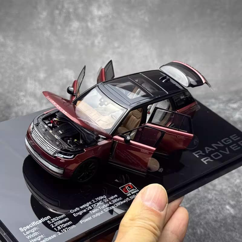 LCD 1:43 Range Rover SV Autobiography LWB 2022 Diecast Model – YX