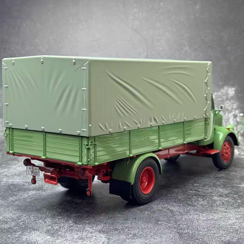 Mercedes-Benz L3500 Truck Transporter 1:18 Diecast Model