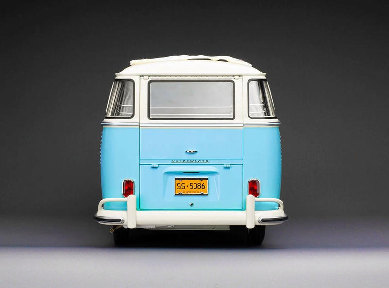 SunStar Volkswagen T1 Samba 1962 1:12 Diecast Model Bus