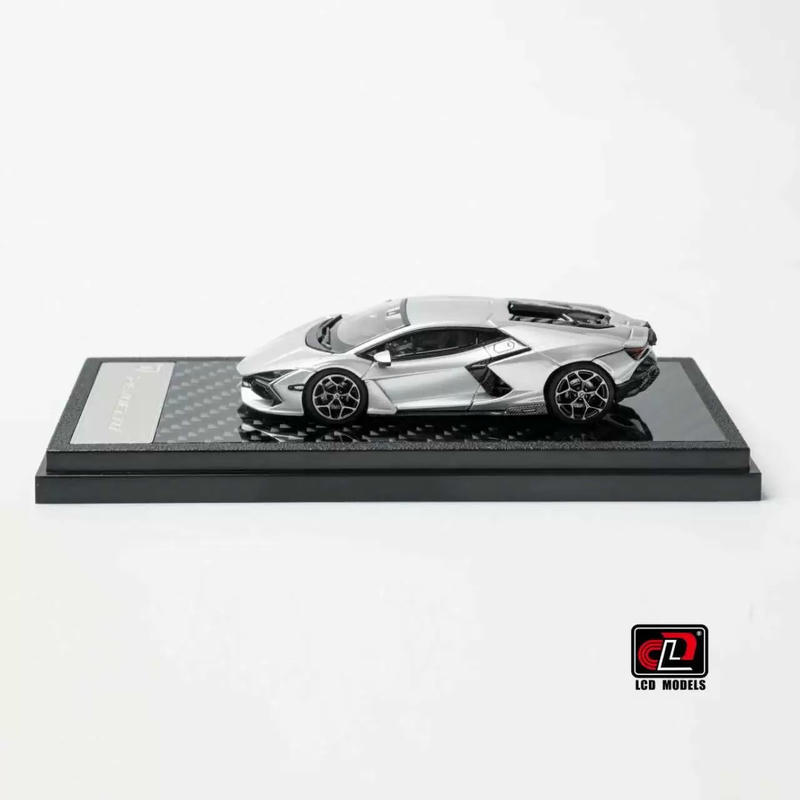 LCD 1:64 Lamborghini Revuelto Diecast Model
