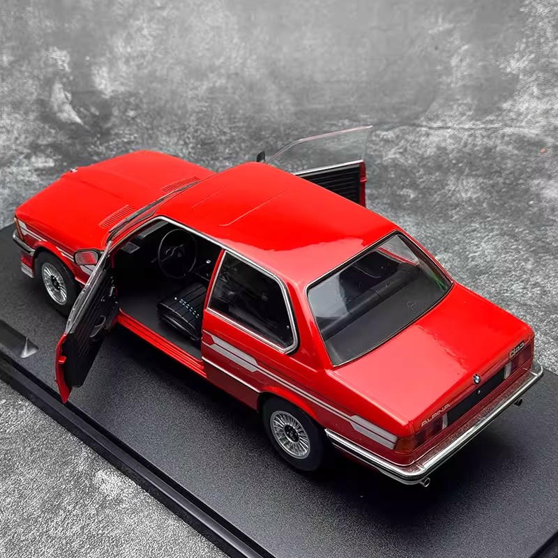 SOLIDO 1:18 BMW ALPINA E21 323i 1980 Alloy Diecast Model