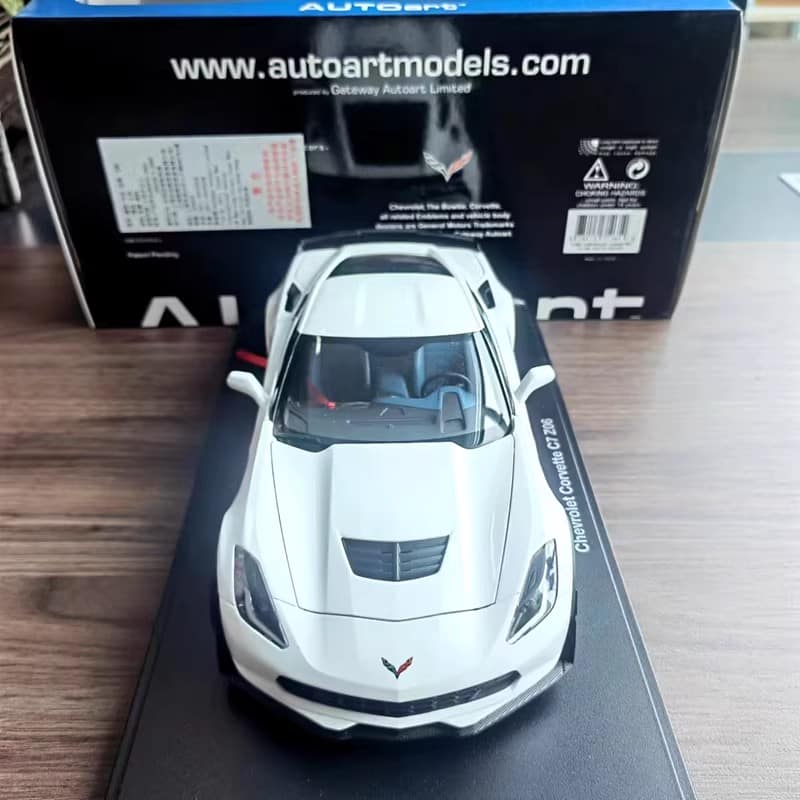 AUTOart 1:18 Chevrolet Corvette C7 Z06 Diecast Model – YX car model