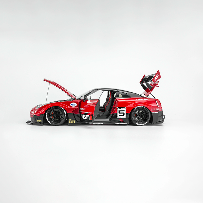 MotorHelix 1:18 Nissan GT-R R35 35GT-RR Widebody Diecast Model Car – Premium JDM