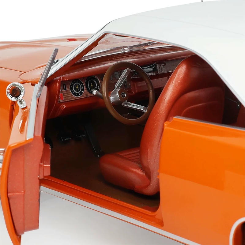 GreenLight 1:18 Dodge Charger R/T SE (EK2) Diecast Model — Orange