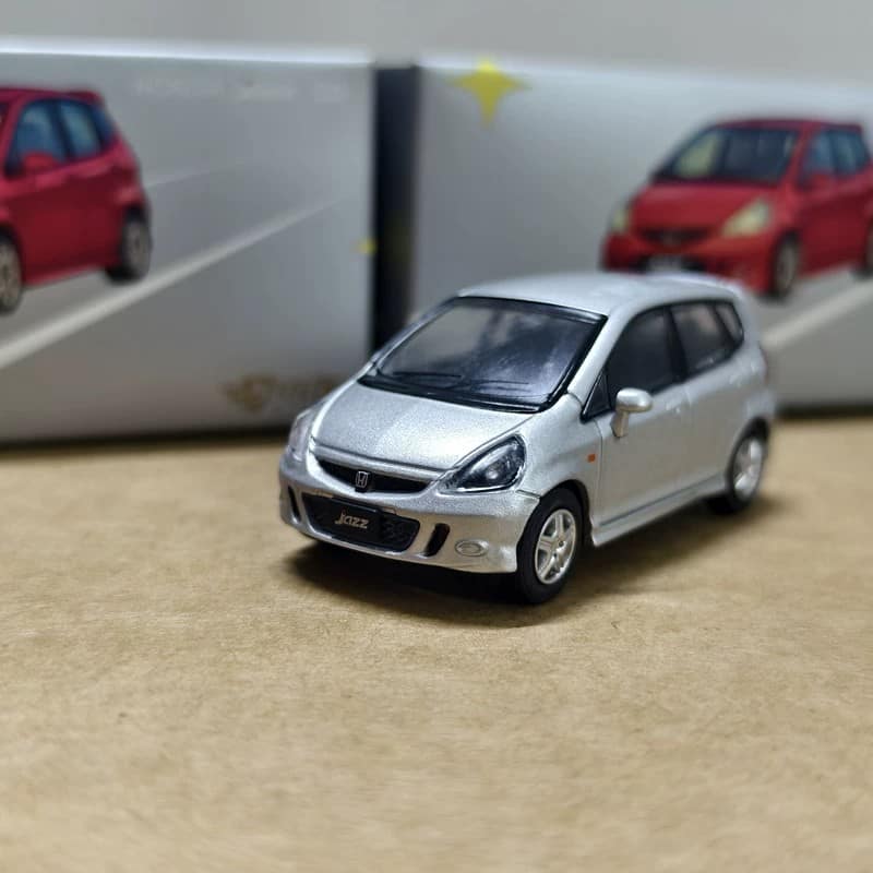 Sonic Gear 1:64 Honda Jazz 2001 Diecast Model