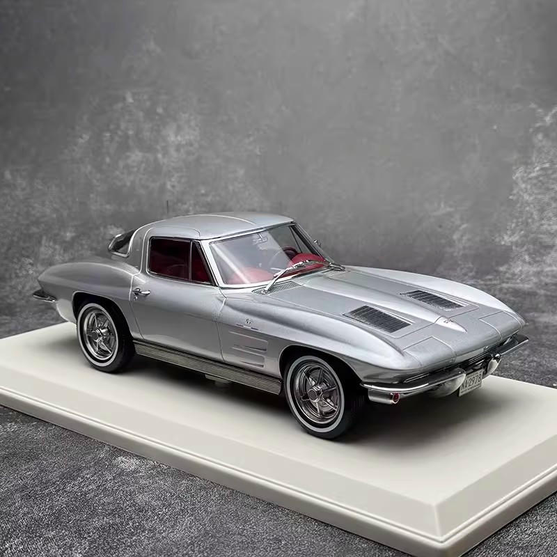 Norev 1:18 Corvette Sting Ray 1963 Diecast Model Car