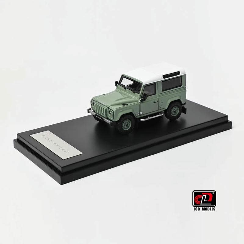 LCD 1:64 Land Rover Defender 90 V8 Diecast Model