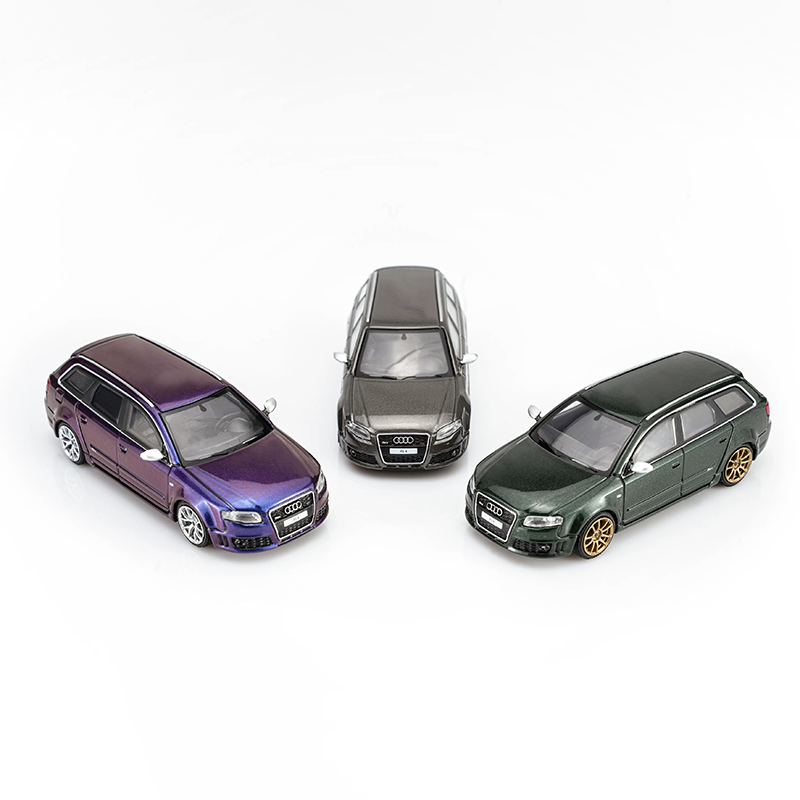 MOTORHELIX MH 1:64 Audi RS4 (B7) 2005 Diecast Model