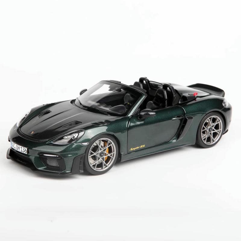 Norev 1:18 Porsche 718 Spyder RS Weissach PackAlloy Diecast Model Car